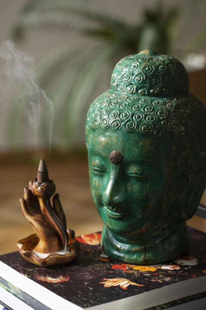 statuetka-izobrazausaa-buddu-dla-spokoistvia-i-meditacii (1).jpg