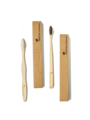 Бамбуковая экологичная зубная щетка с белой щетиной средней жесткости и плоской ручкой, Greencardamon, 1 шт